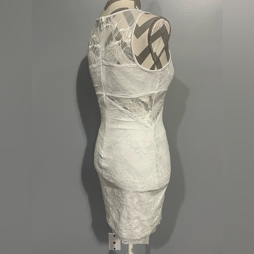GUESS‎ LACE MINI DRESS - Picture 4 of 11